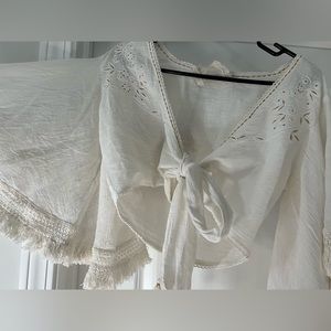 NWT. Vici Dolls White fringe crop top